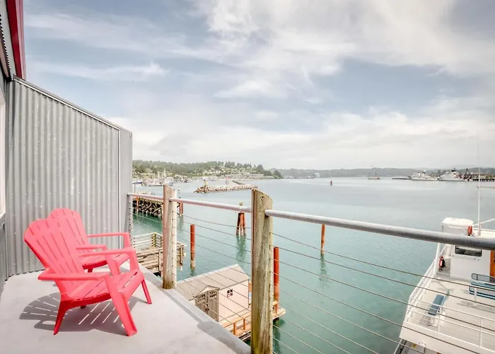 Surfer Dude - Anchor Pier Lodge